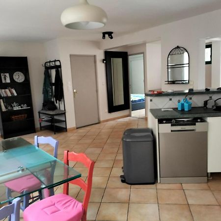 Appartement Au Centre Ville Avec Un Beau Jardin Prive Ланьон Экстерьер фото